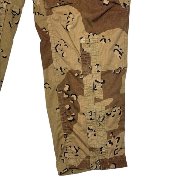 Re/Done Desert Army Camo Print Upcycle Cargo Pant NWT size Small - Picture 13 of 16
